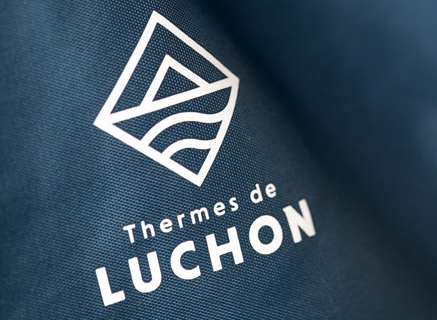 Au 47 Allees D'Etigny - Central & Standing - Avec Parking - Linge De Lit Et De Toilette Inclus Bagnères-de-Luchon Екстериор снимка