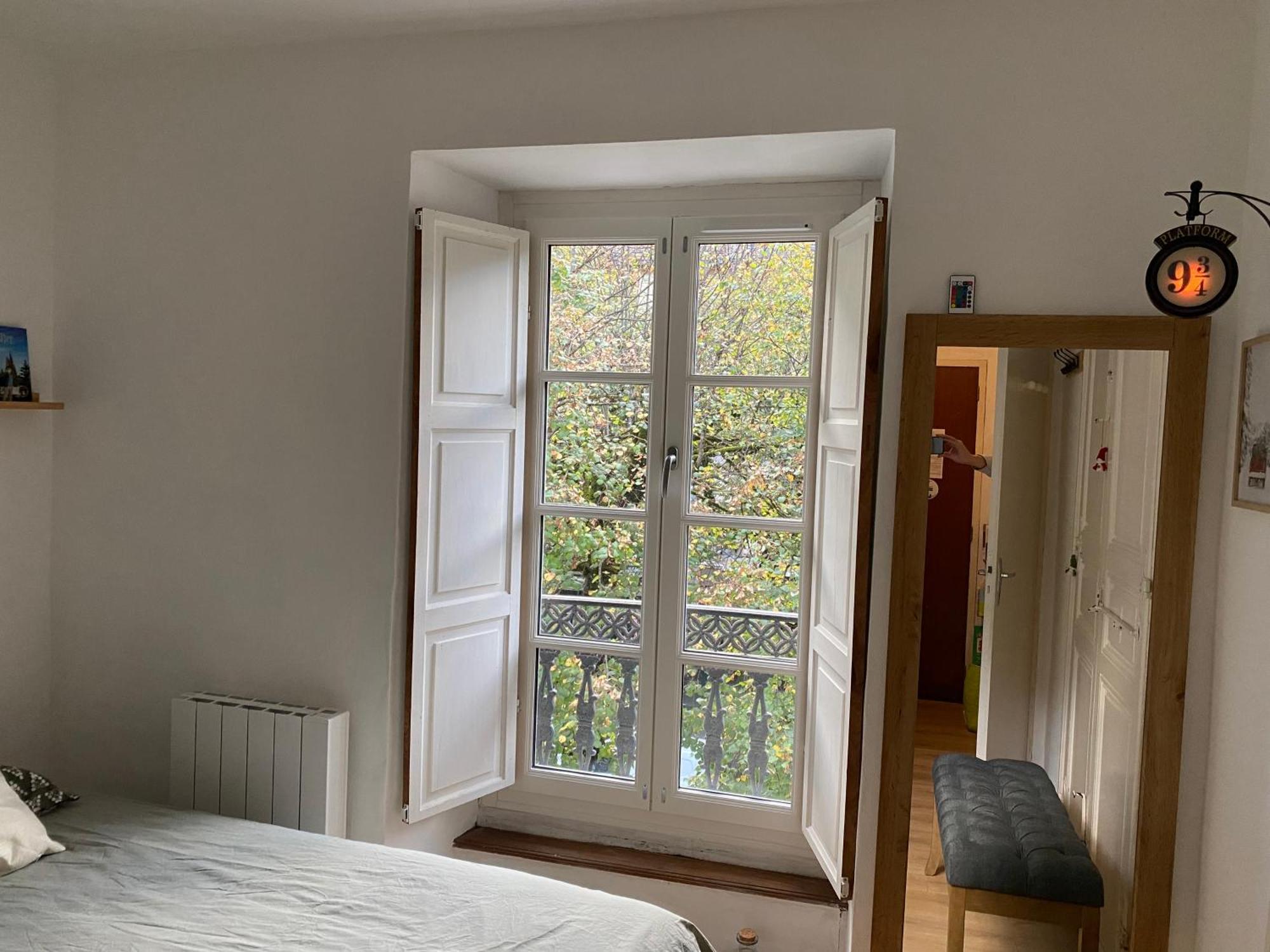 Au 47 Allees D'Etigny - Central & Standing - Avec Parking - Linge De Lit Et De Toilette Inclus Bagnères-de-Luchon Екстериор снимка